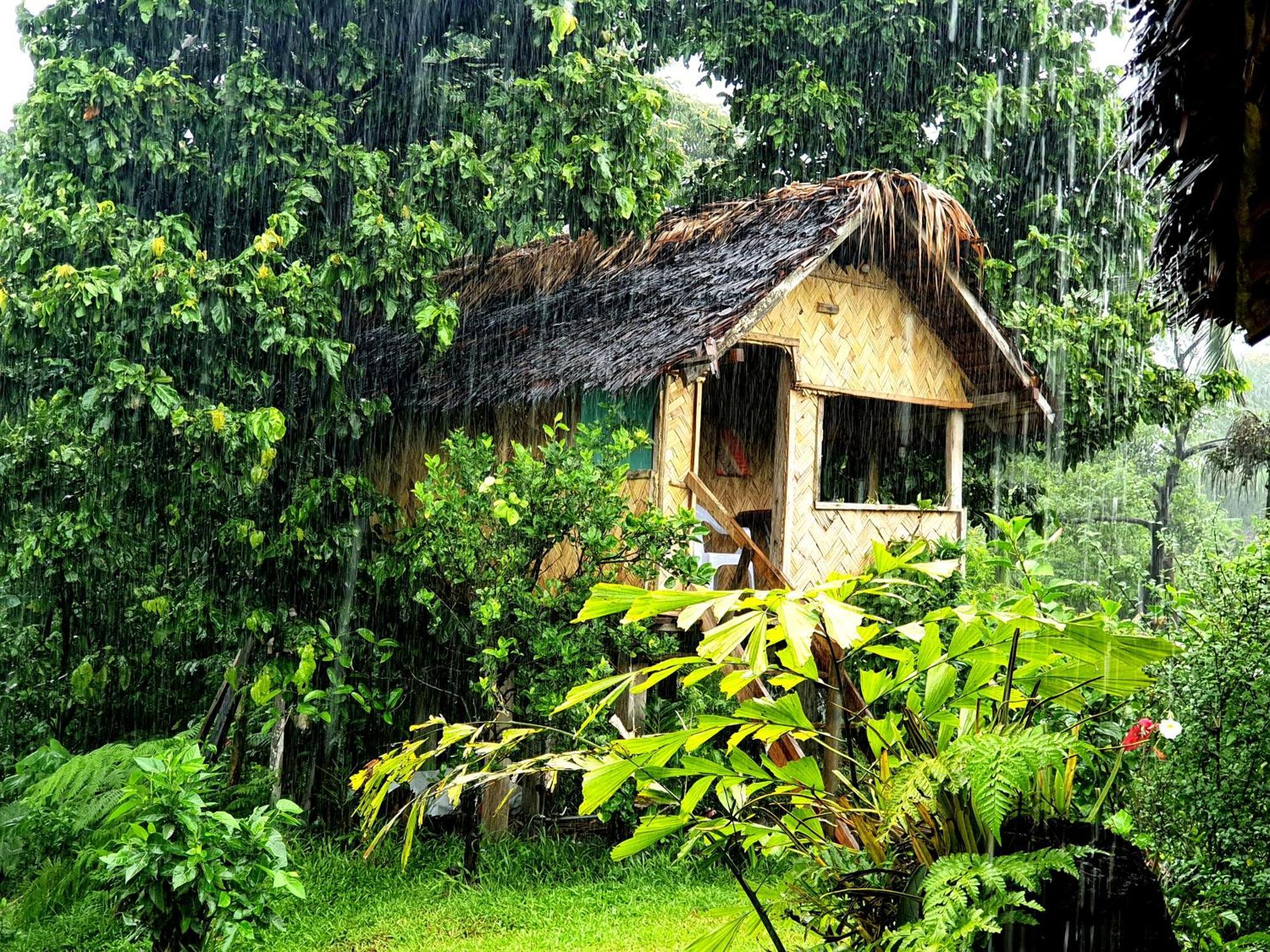 Island Paradise Bungalows Lenkuru Esterno foto